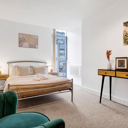 Ultra Stylish 2 Bedroom Apt Centrally Located Birmingham Bagian luar foto