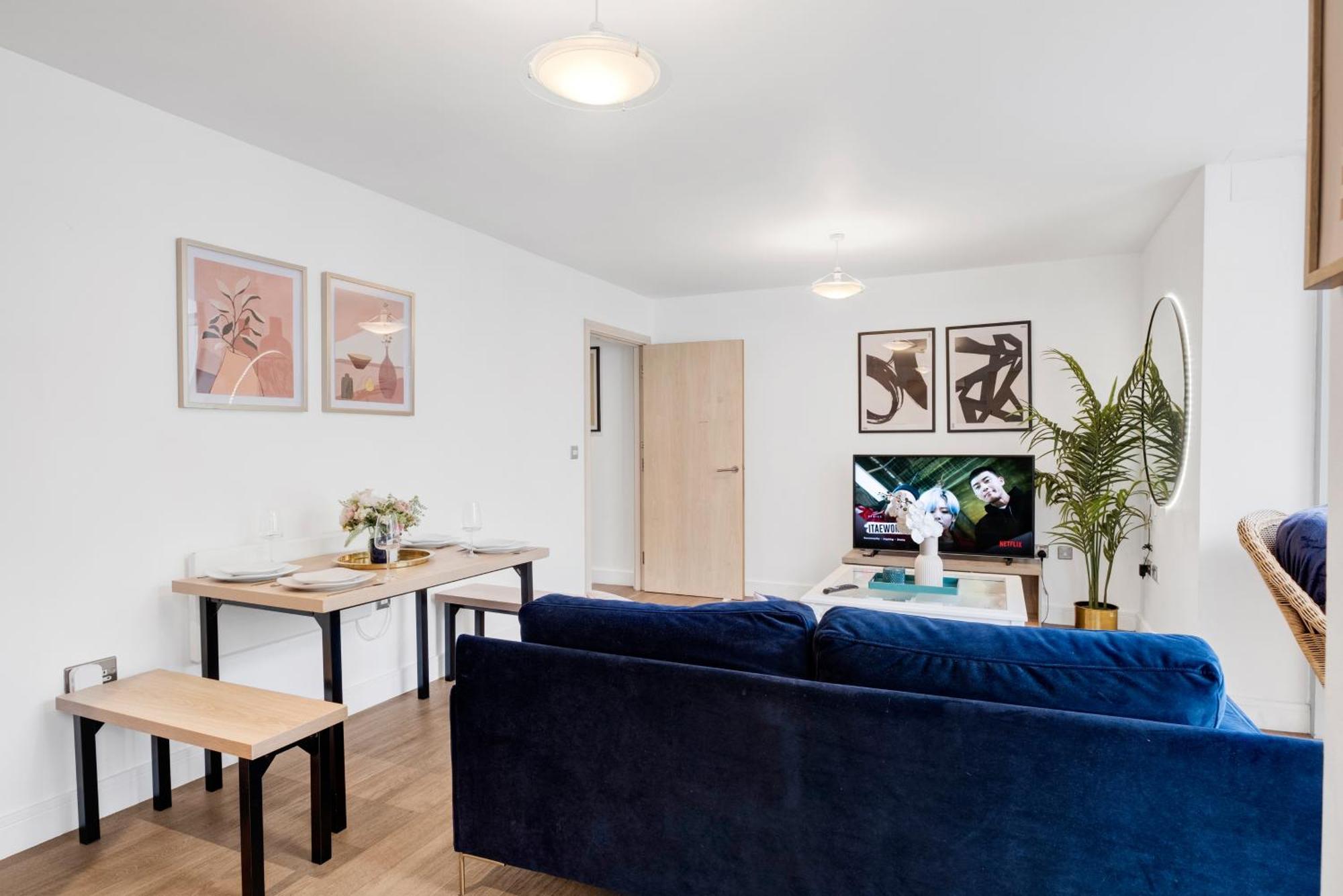 Ultra Stylish 2 Bedroom Apt Centrally Located Birmingham Bagian luar foto