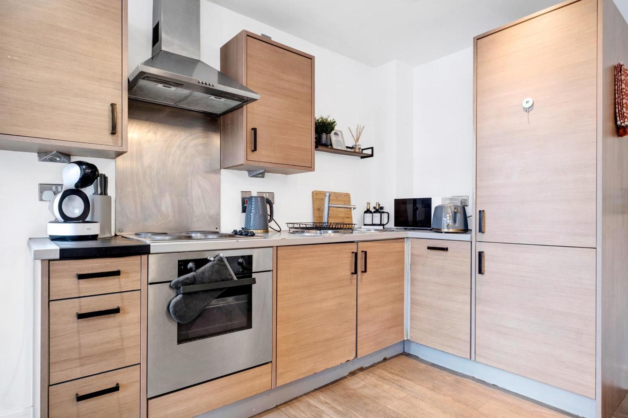 Ultra Stylish 2 Bedroom Apt Centrally Located Birmingham Bagian luar foto
