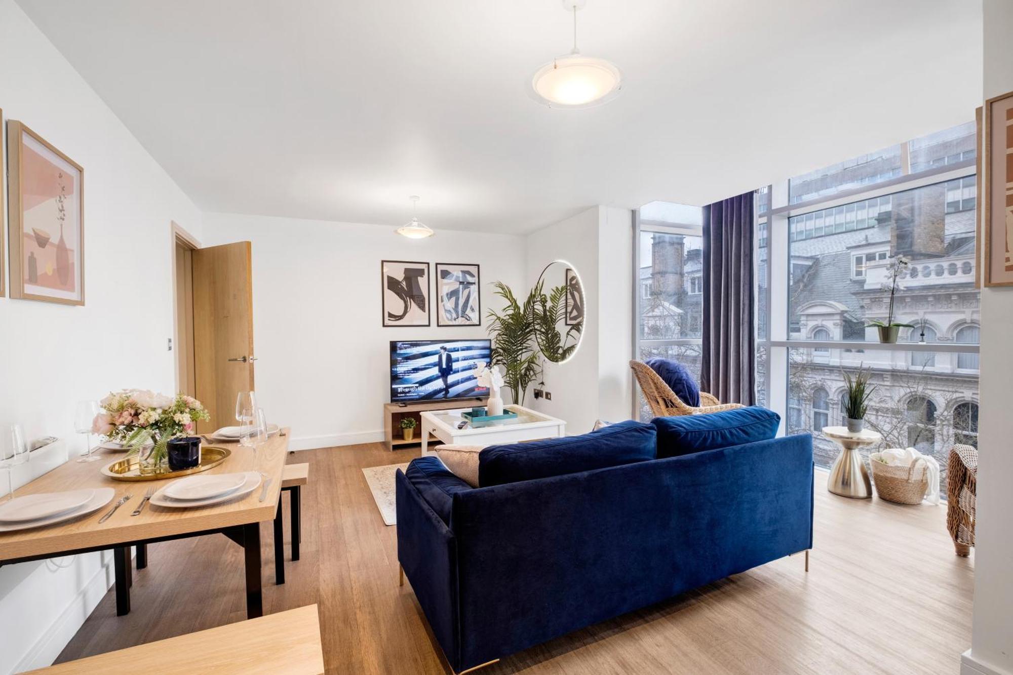 Ultra Stylish 2 Bedroom Apt Centrally Located Birmingham Bagian luar foto